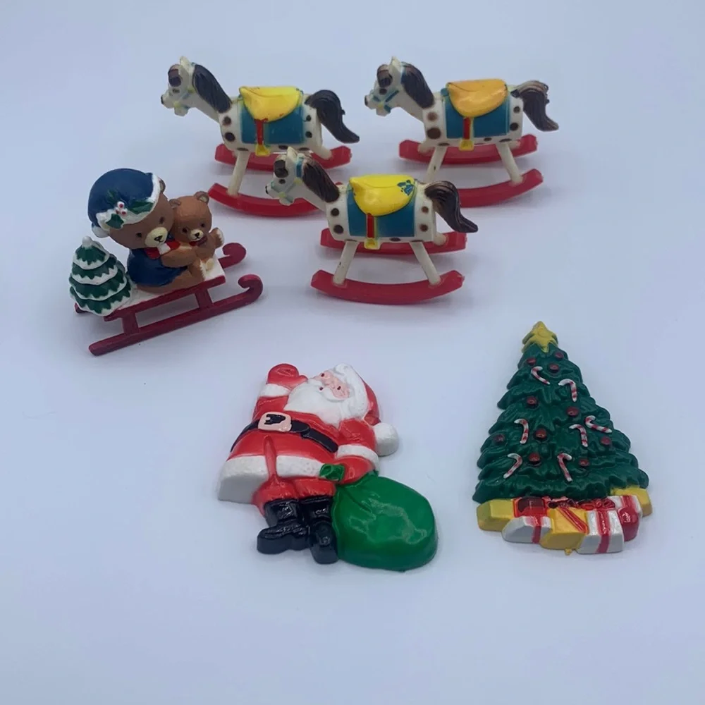 Mixed Lot of 6 Vintage 1978 Wilton Plastic Cake Toppers Hong Kong